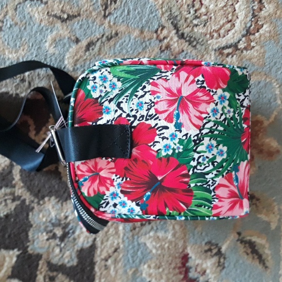 3x*Host Pick*Betsey Johnson cube lunch bag - Picture 7 of 16